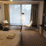 Marine Prywatny Lägenhet Kołobrzeg